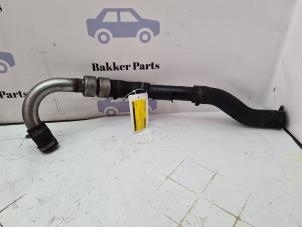 Gebruikte Intercooler Buis Volvo V40 (MV) 1.6 T3 GTDi 16V Prijs € 60,00 Margeregeling aangeboden door Bakker Parts