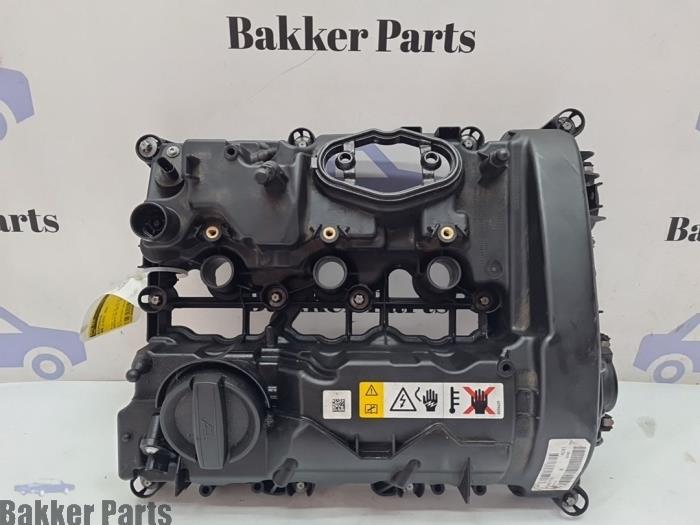 Gebruikte Kleppendeksel BMW 3 serie (F30) 318i 1.5 TwinPower Turbo 12V Prijs € 150,00 Margeregeling aangeboden door Bakker Parts