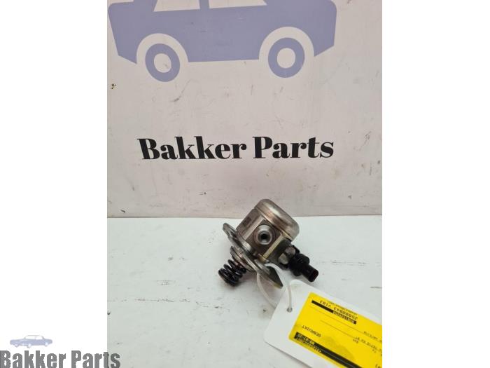 Gebruikte Hogedrukpomp BMW 3 serie (F30) 318i 1.5 TwinPower Turbo 12V Prijs € 100,00 Margeregeling aangeboden door Bakker Parts