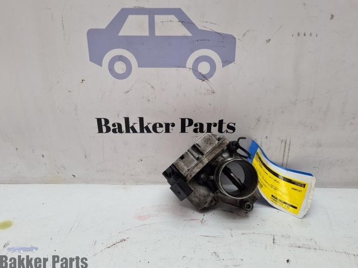 Gebruikte Gasklephuis Suzuki Grand Vitara II (JT) 1.9 DDiS Prijs € 40,00 Margeregeling aangeboden door Bakker Parts