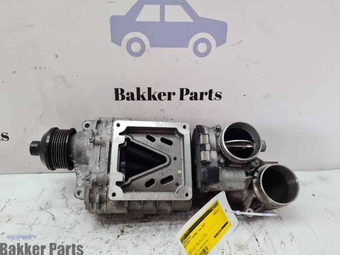 Gebruikte Compressor Mercedes C Sportcoupé (C203) 1.8 C-180K 16V Prijs € 300,00 Margeregeling aangeboden door Bakker Parts