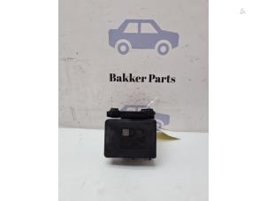 Gebruikte ABS Pomp Audi A3 Sportback (8VA/8VF) 1.4 TFSI 16V Prijs € 100,00 Margeregeling aangeboden door Bakker Parts