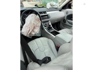 Gebruikte Versnellingspook Landrover Range Rover Evoque (LVJ/LVS) 2.2 eD4 16V 5-drs. Prijs € 75,00 Margeregeling aangeboden door Bakker Parts