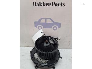 Gebruikte Chaufage Ventilatiemotor Audi A3 Sportback (8VA/8VF) 1.4 TFSI 16V Prijs € 60,00 Margeregeling aangeboden door Bakker Parts