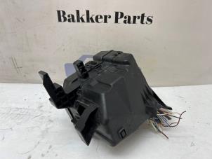 Gebruikte Zekeringkast Opel Agila (B) 1.0 12V ecoFLEX Prijs € 40,00 Margeregeling aangeboden door Bakker Parts