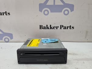 Gebruikte Navigatie Systeem Renault Megane II CC (EM) 1.6 16V Prijs € 150,00 Margeregeling aangeboden door Bakker Parts