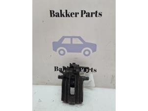 Gebruikte Remklauw (Tang) links-achter Renault Megane III Grandtour (KZ) 1.5 dCi 110 Prijs € 40,00 Margeregeling aangeboden door Bakker Parts