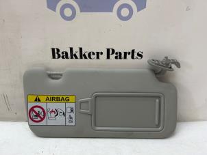 Gebruikte Zonneklep Kia Picanto (JA) 1.0 12V Prijs € 20,00 Margeregeling aangeboden door Bakker Parts