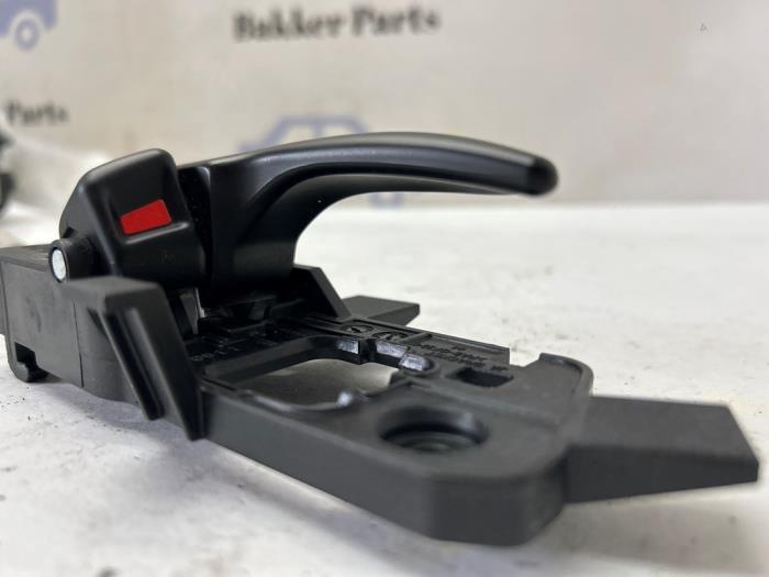 Portierslot Mechaniek 4Deurs rechts-voor van een Kia Picanto (JA) 1.0 12V 2020