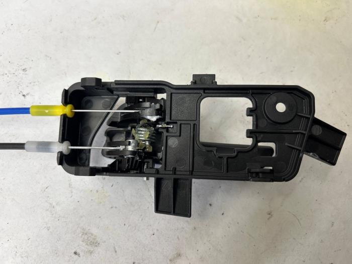 Portierslot Mechaniek 4Deurs rechts-voor van een Kia Picanto (JA) 1.0 12V 2020