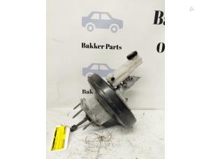 Gebruikte Rembekrachtiger Renault Megane III Grandtour (KZ) 1.5 dCi 110 Prijs € 75,00 Margeregeling aangeboden door Bakker Parts