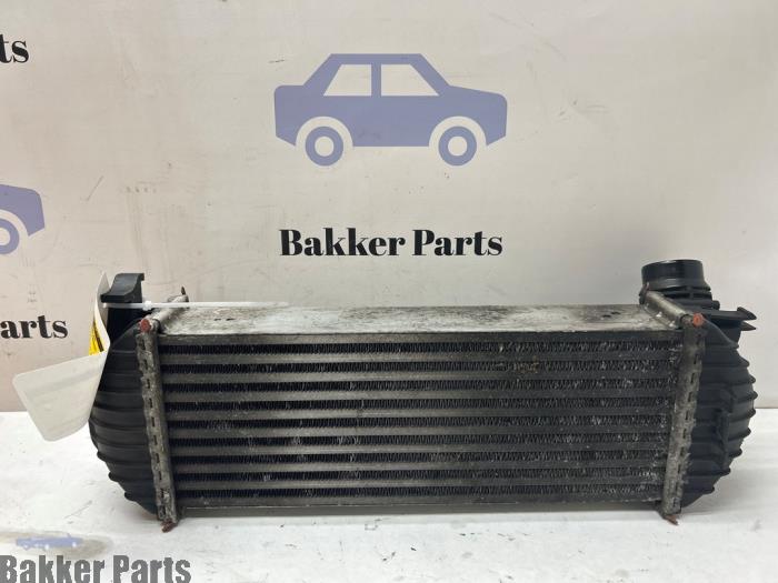 Gebruikte Intercooler Renault Kangoo Express (FW) 1.5 dCi 110 Prijs € 60,00 Margeregeling aangeboden door Bakker Parts