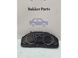 Gebruikte Kilometerteller KM Audi A6 (C5) 2.0 20V Prijs € 90,00 Margeregeling aangeboden door Bakker Parts