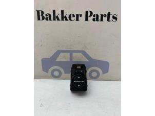 Gebruikte Spiegel Schakelaar Kia Picanto (JA) 1.0 12V Prijs € 25,00 Margeregeling aangeboden door Bakker Parts