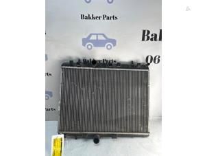 Gebruikte Radiateur Peugeot 2008 (CU) 1.6 Blue HDi 75 Prijs € 50,00 Margeregeling aangeboden door Bakker Parts