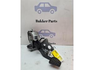 Gebruikte Rempedaal Nissan Juke (F15) 1.6 16V Prijs € 25,00 Margeregeling aangeboden door Bakker Parts