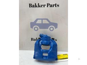 Gebruikte Remklauw (Tang) rechts-voor Landrover Range Rover Evoque (LVJ/LVS) 2.0 D 150 16V 5-drs. Prijs € 75,00 Margeregeling aangeboden door Bakker Parts