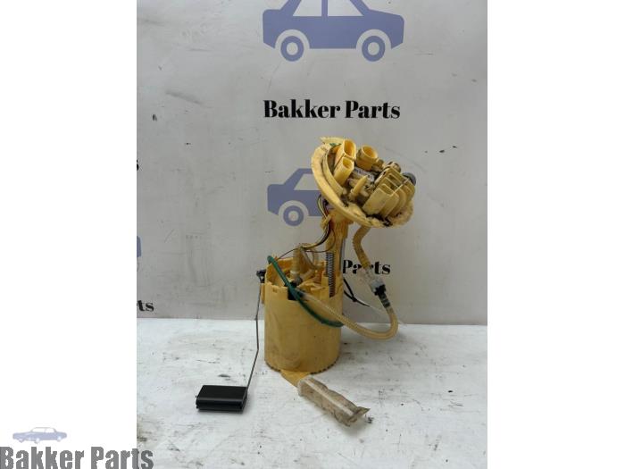 Gebruikte Dieselpomp Landrover Range Rover Evoque (LVJ/LVS) 2.0 D 150 16V 5-drs. Prijs € 150,00 Margeregeling aangeboden door Bakker Parts