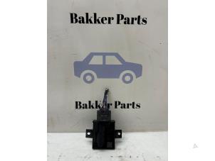 Gebruikte Brandstofpomp module Landrover Range Rover Evoque (LVJ/LVS) 2.0 D 150 16V 5-drs. Prijs € 50,00 Margeregeling aangeboden door Bakker Parts