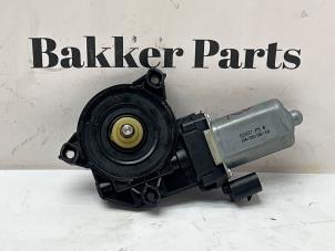 Gebruikte Motor electrisch raam Alfa Romeo 159 Sportwagon (939BX) 1.8 MPI 16V Prijs € 25,00 Margeregeling aangeboden door Bakker Parts