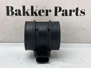 Gebruikte Luchtmassameter Alfa Romeo 159 Sportwagon (939BX) 1.8 MPI 16V Prijs € 30,00 Margeregeling aangeboden door Bakker Parts