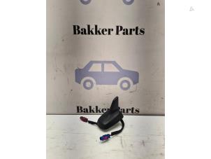 Gebruikte Antenne Audi Q5 (8RB) 3.0 TFSI V6 24V Quattro Prijs € 65,00 Margeregeling aangeboden door Bakker Parts