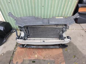 Gebruikte Frontpaneel Audi Q5 (8RB) 3.0 TFSI V6 24V Quattro Prijs € 750,00 Margeregeling aangeboden door Bakker Parts