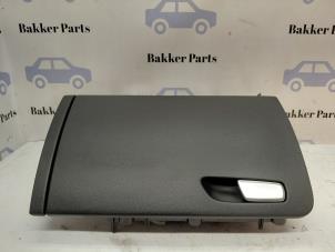 Gebruikte Dashboardkastje Audi Q5 (8RB) 3.0 TFSI V6 24V Quattro Prijs € 45,00 Margeregeling aangeboden door Bakker Parts