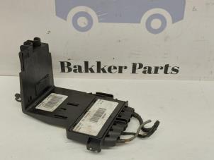 Gebruikte Zekeringkast Peugeot 308 (4A/C) 1.6 VTI 16V Prijs € 27,50 Margeregeling aangeboden door Bakker Parts