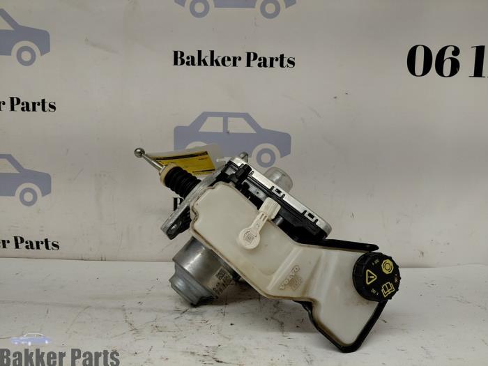 Gebruikte ABS Pomp Volvo V60 II (ZW) 2.0 B4 16V Mild Hybrid Geartronic Prijs € 450,00 Margeregeling aangeboden door Bakker Parts