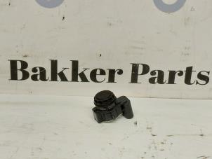 Gebruikte PDC Sensor Volvo V60 II (ZW) 2.0 B4 16V Mild Hybrid Geartronic Prijs € 25,00 Margeregeling aangeboden door Bakker Parts