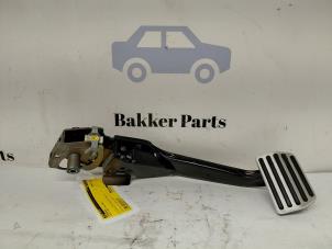 Gebruikte Rempedaal Volvo V60 II (ZW) 2.0 B4 16V Mild Hybrid Geartronic Prijs € 60,00 Margeregeling aangeboden door Bakker Parts