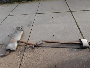 Gebruikte Uitlaat Midden + Einddemper Volvo V60 II (ZW) 2.0 B4 16V Mild Hybrid Geartronic Prijs € 200,00 Margeregeling aangeboden door Bakker Parts