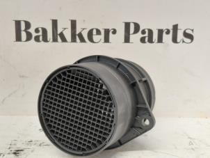Gebruikte Luchtmassameter Volkswagen Golf VII (AUA) 2.0 TDI 16V Prijs € 35,00 Margeregeling aangeboden door Bakker Parts