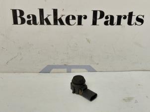 Gebruikte Sensor PDC BMW 3 serie (F30) 320i 2.0 16V Prijs € 25,00 Margeregeling aangeboden door Bakker Parts