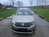 Motor van een Dacia Logan MCV II/Sandero Wagon (7S), 2013 0.9 TCE 12V, Combi/o, Benzine, 898cc, 66kW (90pk), FWD, H4B400; H4BA4, 2013-02 / 2018-10, 7SDAA 2014