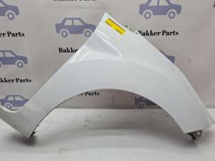 Gebruikte Scherm rechts-voor Ford Fiesta 6 (JA8) 1.25 16V Prijs € 100,00 Margeregeling aangeboden door Bakker Parts