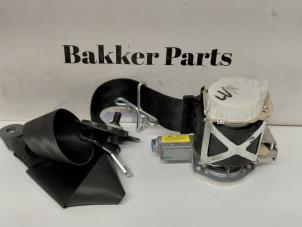 Gebruikte Veiligheidsgordel links-voor Peugeot 3008 I (0U/HU) 1.6 16V THP 155 Prijs € 150,00 Margeregeling aangeboden door Bakker Parts