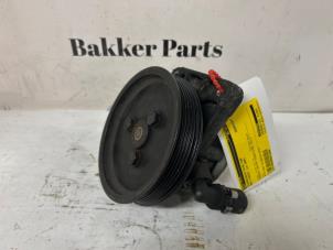 Gebruikte Servopomp BMW 3 serie Touring (E46/3) 320i 24V Prijs € 75,00 Margeregeling aangeboden door Bakker Parts