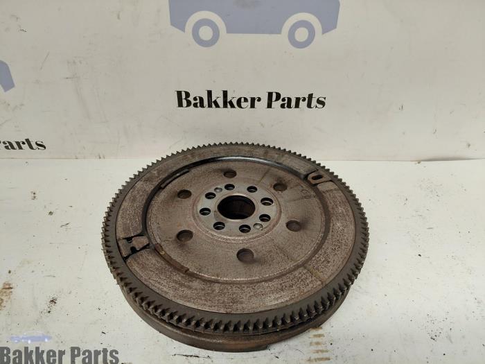 Gebruikte Dubbele massa vliegwiel BMW 3 serie Touring (E46/3) 320i 24V Prijs € 125,00 Margeregeling aangeboden door Bakker Parts