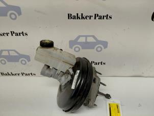 Gebruikte Rembol Renault Clio IV (5R) 0.9 Energy TCE 90 12V Prijs € 75,00 Margeregeling aangeboden door Bakker Parts