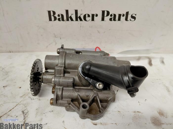 Gebruikte Oliepomp Audi A3 Sportback (8VA/8VF) 1.4 TFSI 16V Prijs € 75,00 Margeregeling aangeboden door Bakker Parts