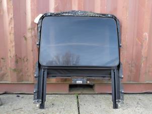 Gebruikte Panoramadak BMW 3 serie (G20) 330i xDrive 2.0 TwinPower Turbo 16V Prijs € 350,00 Margeregeling aangeboden door Bakker Parts