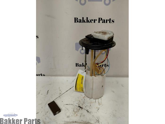 Gebruikte Tank element Pomp Peugeot Partner (GC/GF/GG/GJ/GK) 1.6 BlueHDi 100 Prijs € 75,00 Margeregeling aangeboden door Bakker Parts
