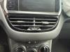 Peugeot 208 I (CA/CC/CK/CL) 1.2 Vti 12V PureTech 82 Luchtrooster Dashboard