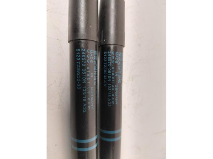 Gasdemper Motorkap Set van een BMW 4 serie Gran Coupe (F36) 420i 2.0 TwinPower Turbo 16V 2018