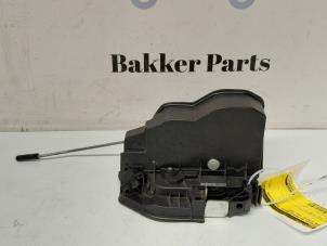 Gebruikte Slotmechaniek Portier 4Deurs rechts-voor BMW 4 serie Gran Coupe (F36) 420i 2.0 TwinPower Turbo 16V Prijs € 45,00 Margeregeling aangeboden door Bakker Parts