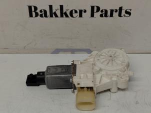 Gebruikte Raammotor Portier BMW 4 serie Gran Coupe (F36) 420i 2.0 TwinPower Turbo 16V Prijs € 60,00 Margeregeling aangeboden door Bakker Parts