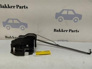 Gebruikte Slotmechaniek Portier 4Deurs rechts-achter BMW 4 serie Gran Coupe (F36) 420i 2.0 TwinPower Turbo 16V Prijs € 25,00 Margeregeling aangeboden door Bakker Parts