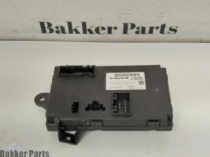 Gebruikte Computer stoel Volvo V60 II (ZW) 2.0 B4 16V Mild Hybrid Geartronic Prijs € 190,00 Margeregeling aangeboden door Bakker Parts